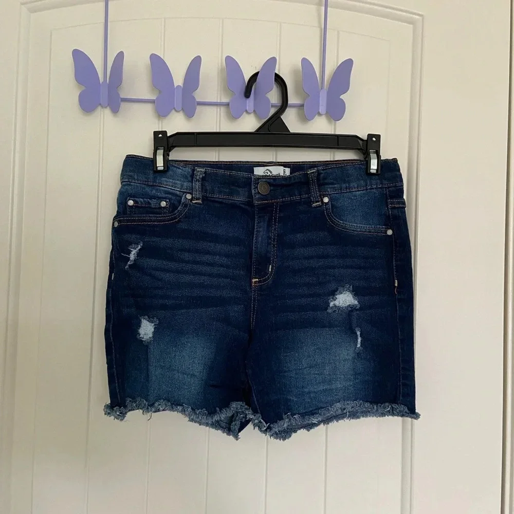 NWOT | Jordache‎ girl’s dark wash ripped distressed hem jean shorts — size 16